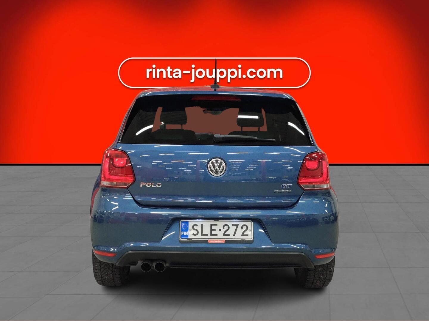 VOLKSWAGEN Polo 2013