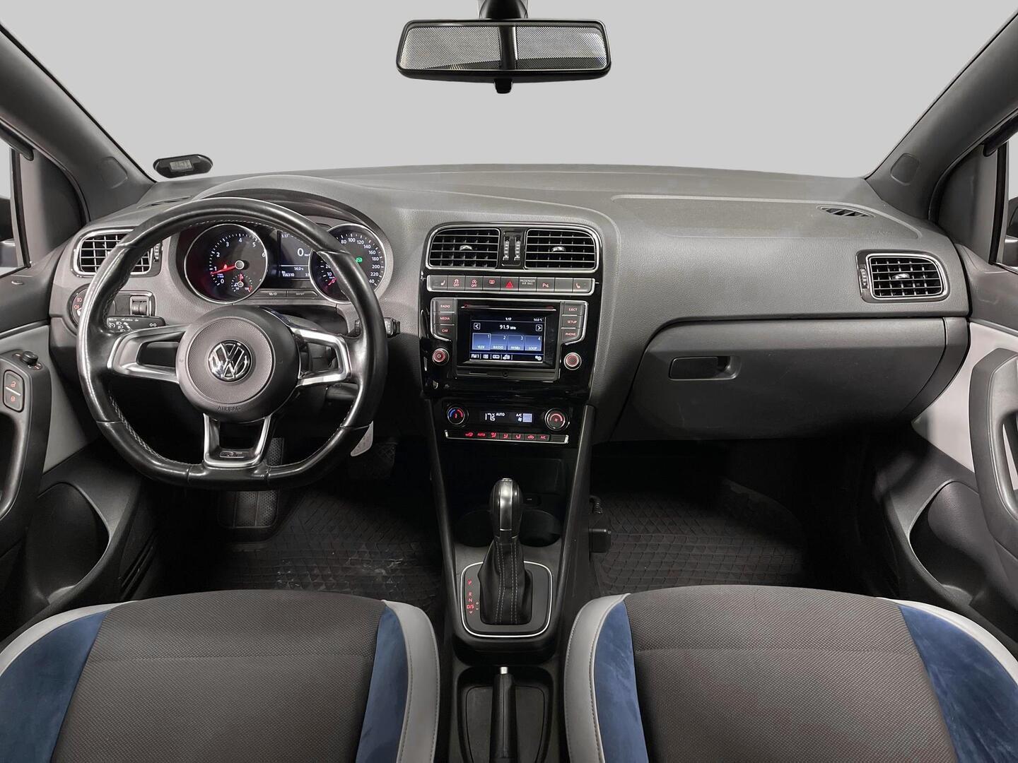 VOLKSWAGEN Polo 2017