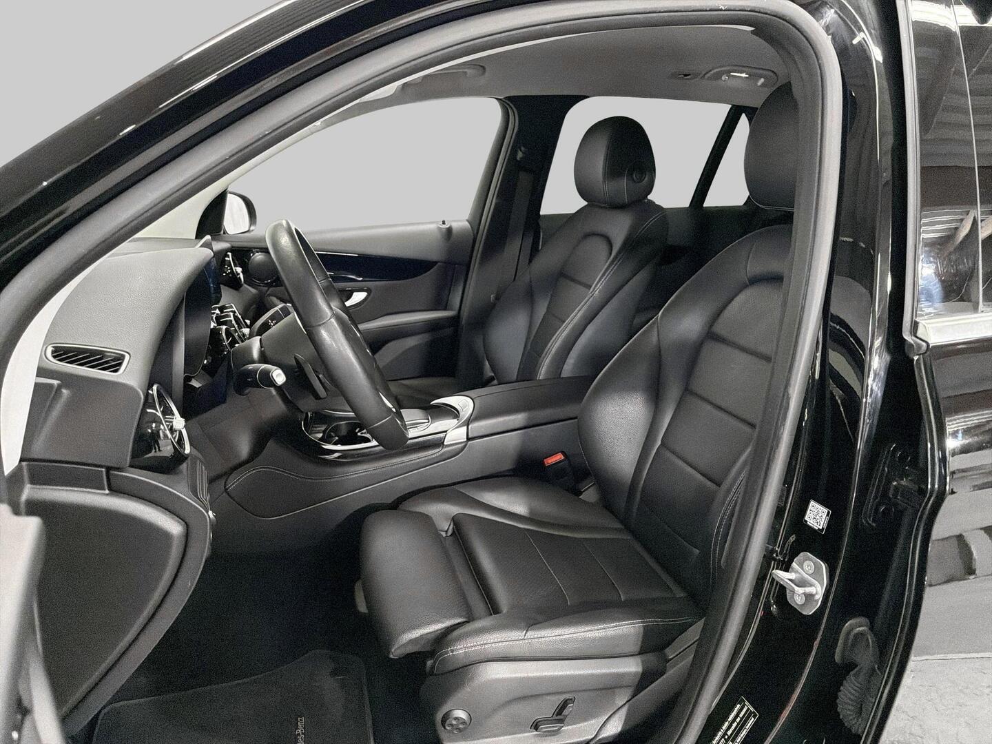 MERCEDES-BENZ GLC 2020
