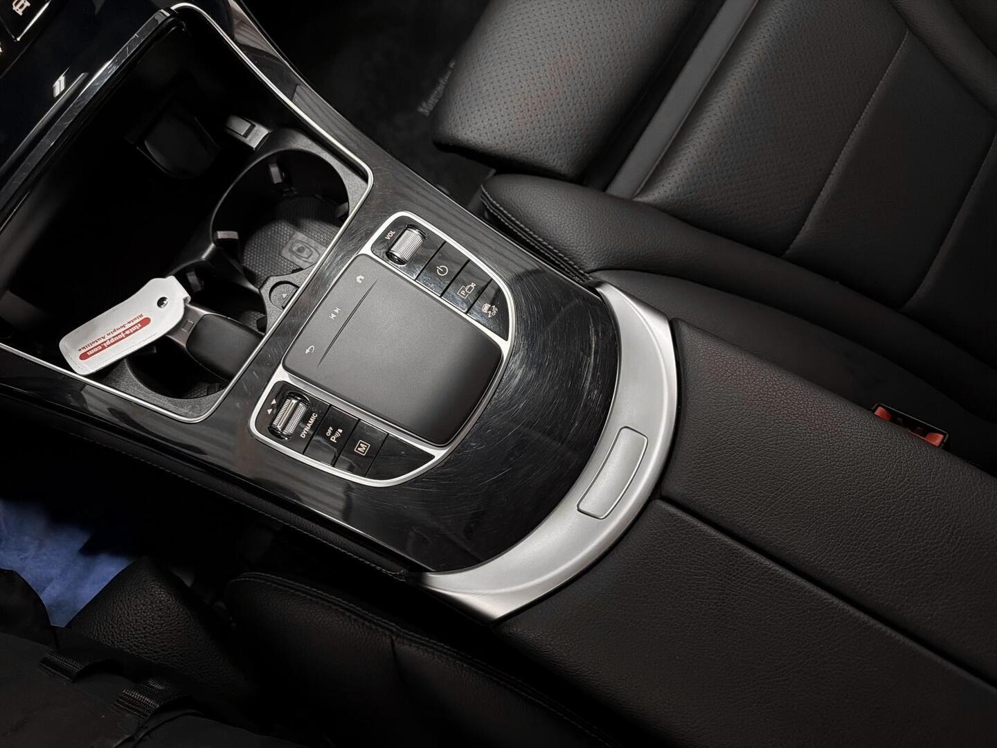 MERCEDES-BENZ GLC 2020