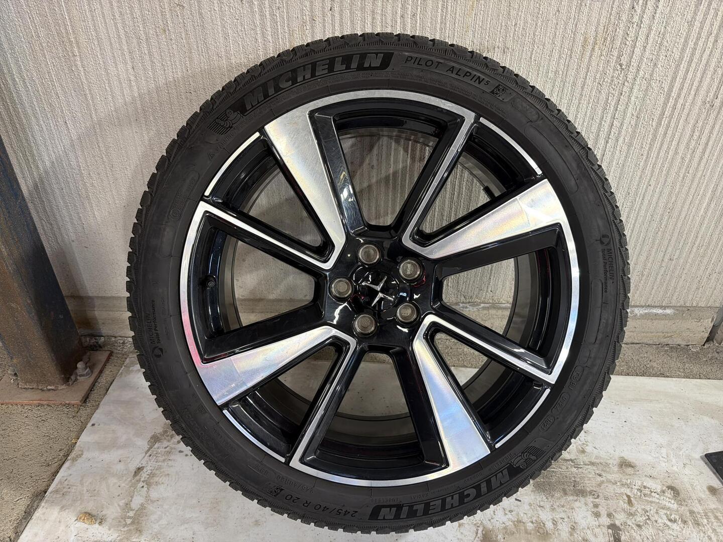 POLESTAR 2 2022