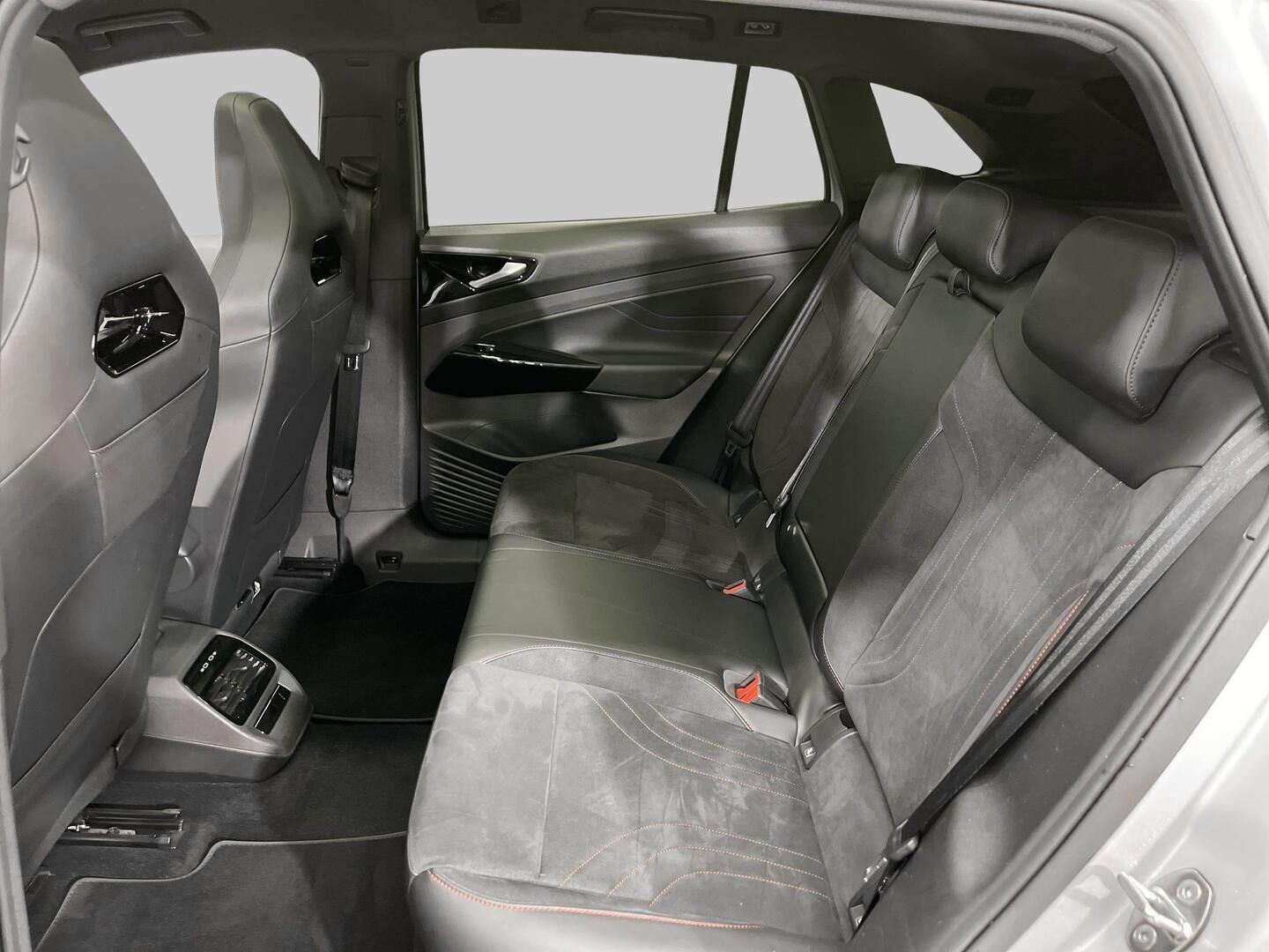 VOLKSWAGEN ID.4 2023