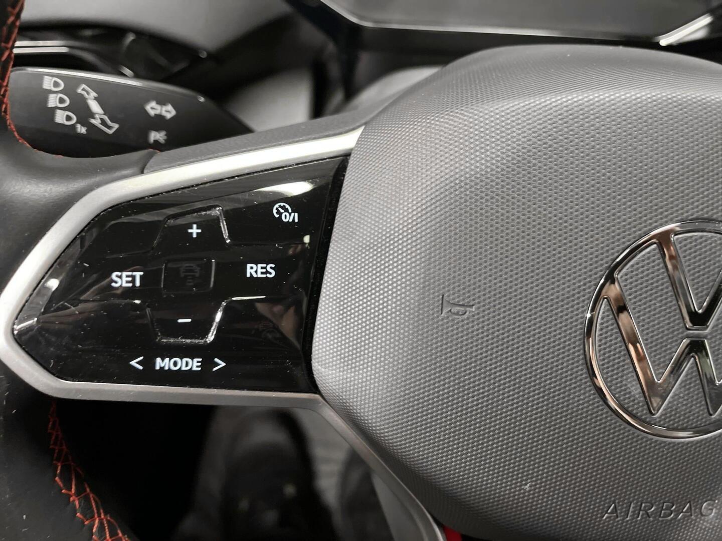 VOLKSWAGEN ID.4 2023