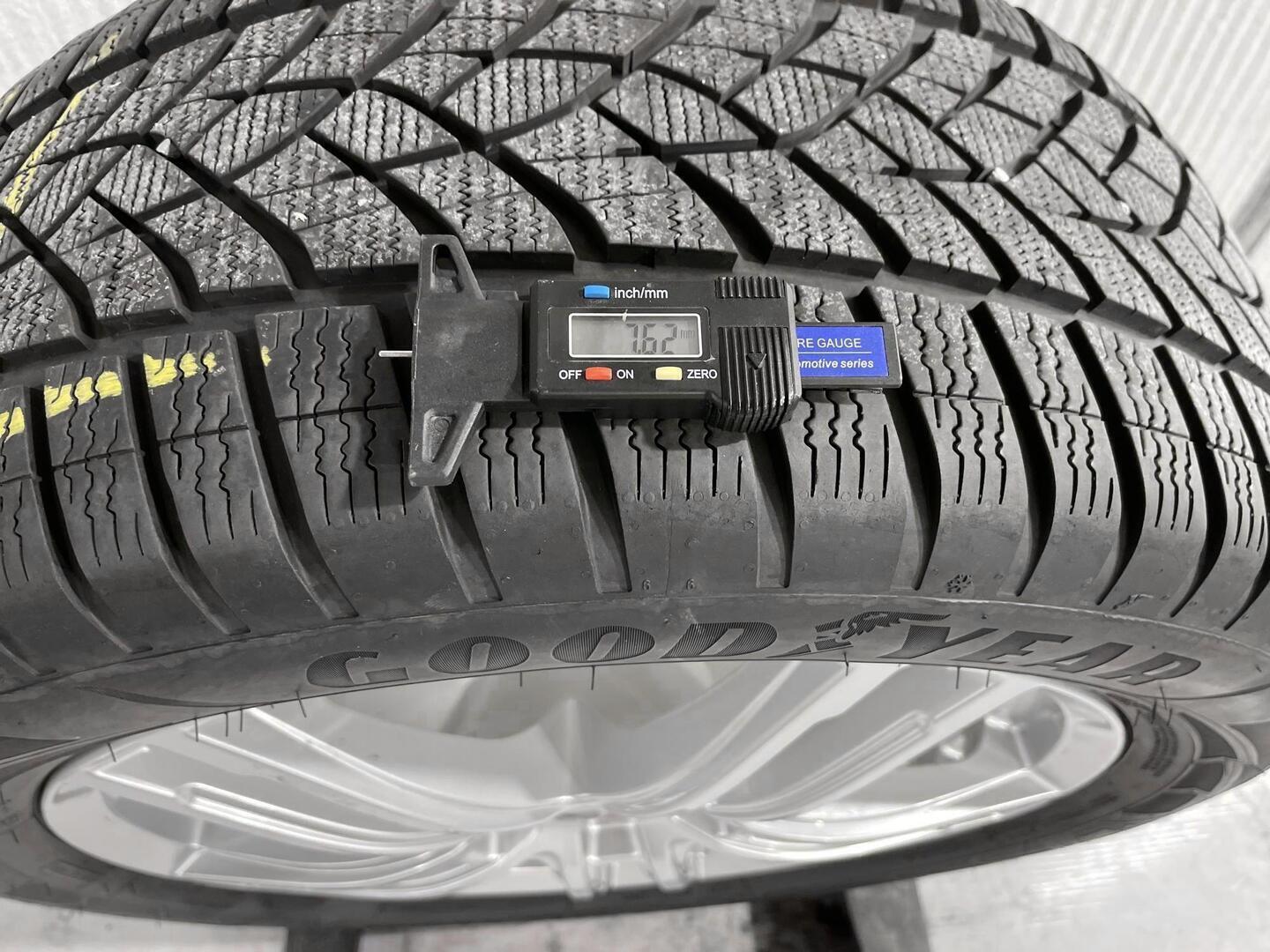 VOLKSWAGEN ID.4 2023