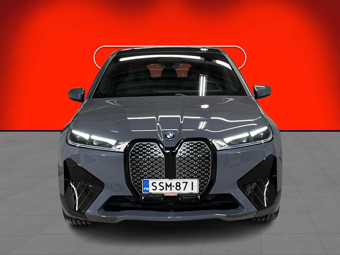 BMW IX 2023