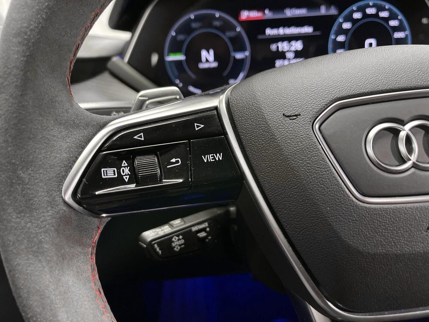 AUDI E-TRON GT RS 2022