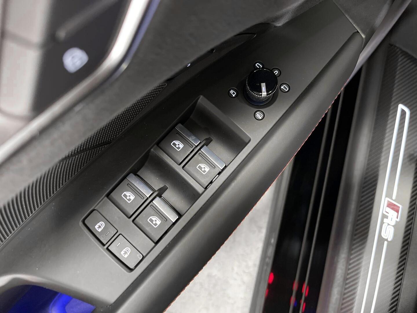 AUDI E-TRON GT RS 2022