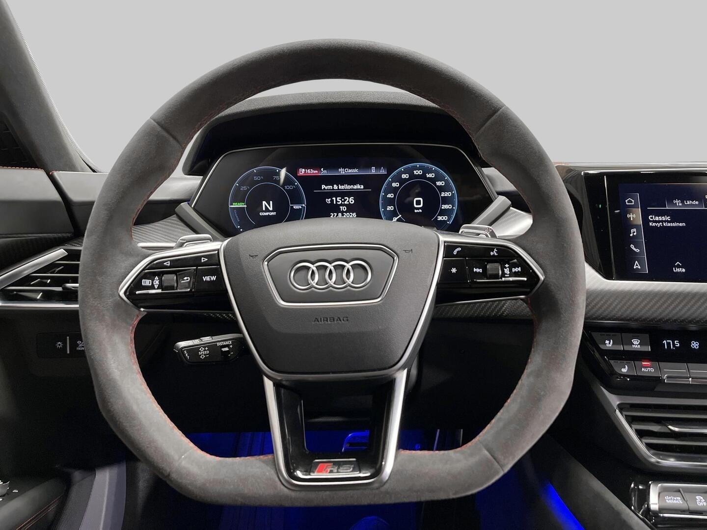 AUDI E-TRON GT RS 2022