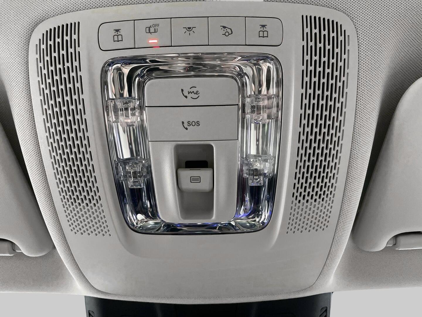 MERCEDES-BENZ EQA 2022