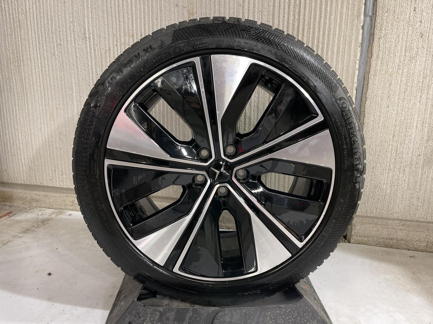 POLESTAR 2 2023