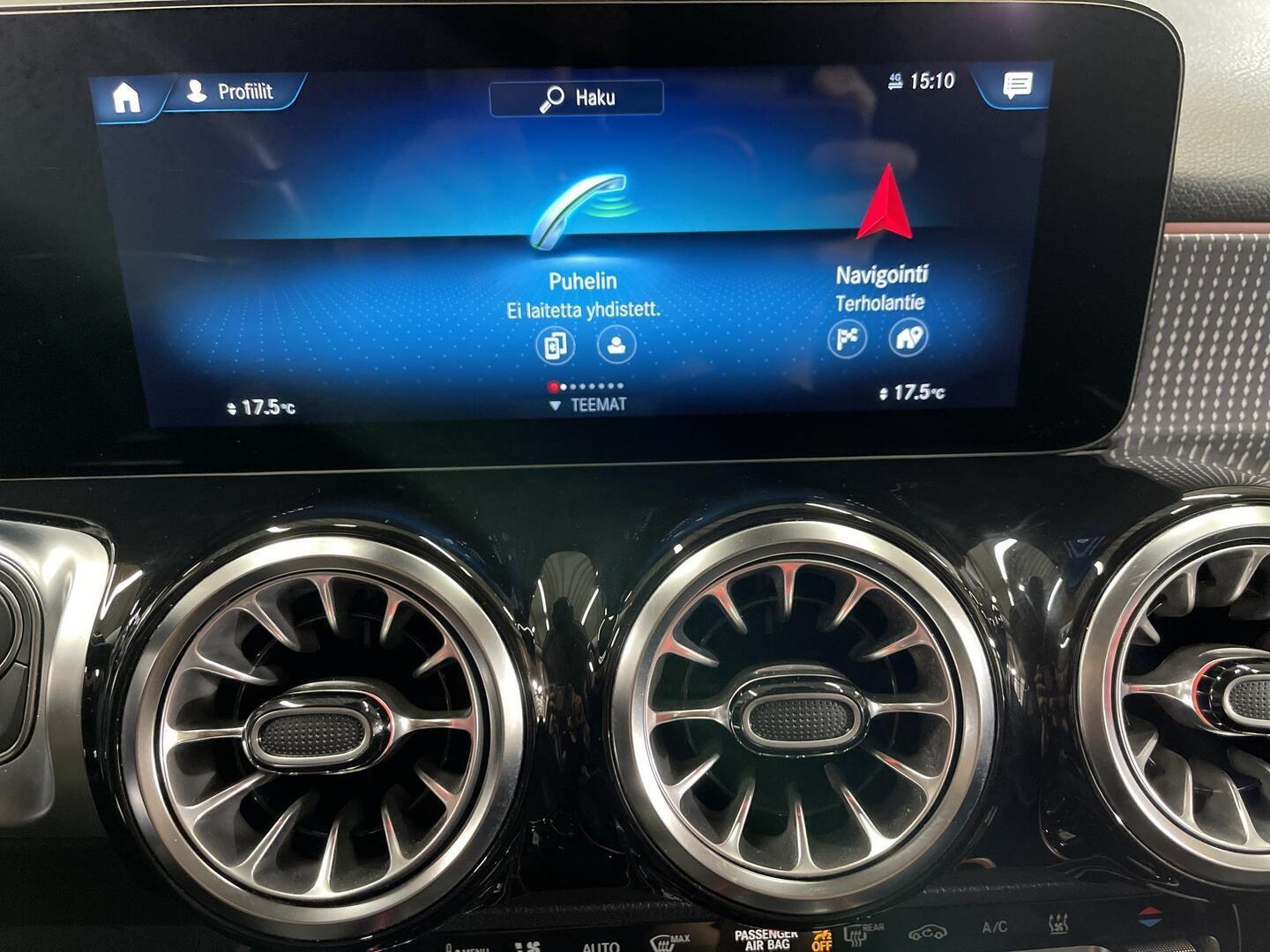 MERCEDES-BENZ EQB 2022