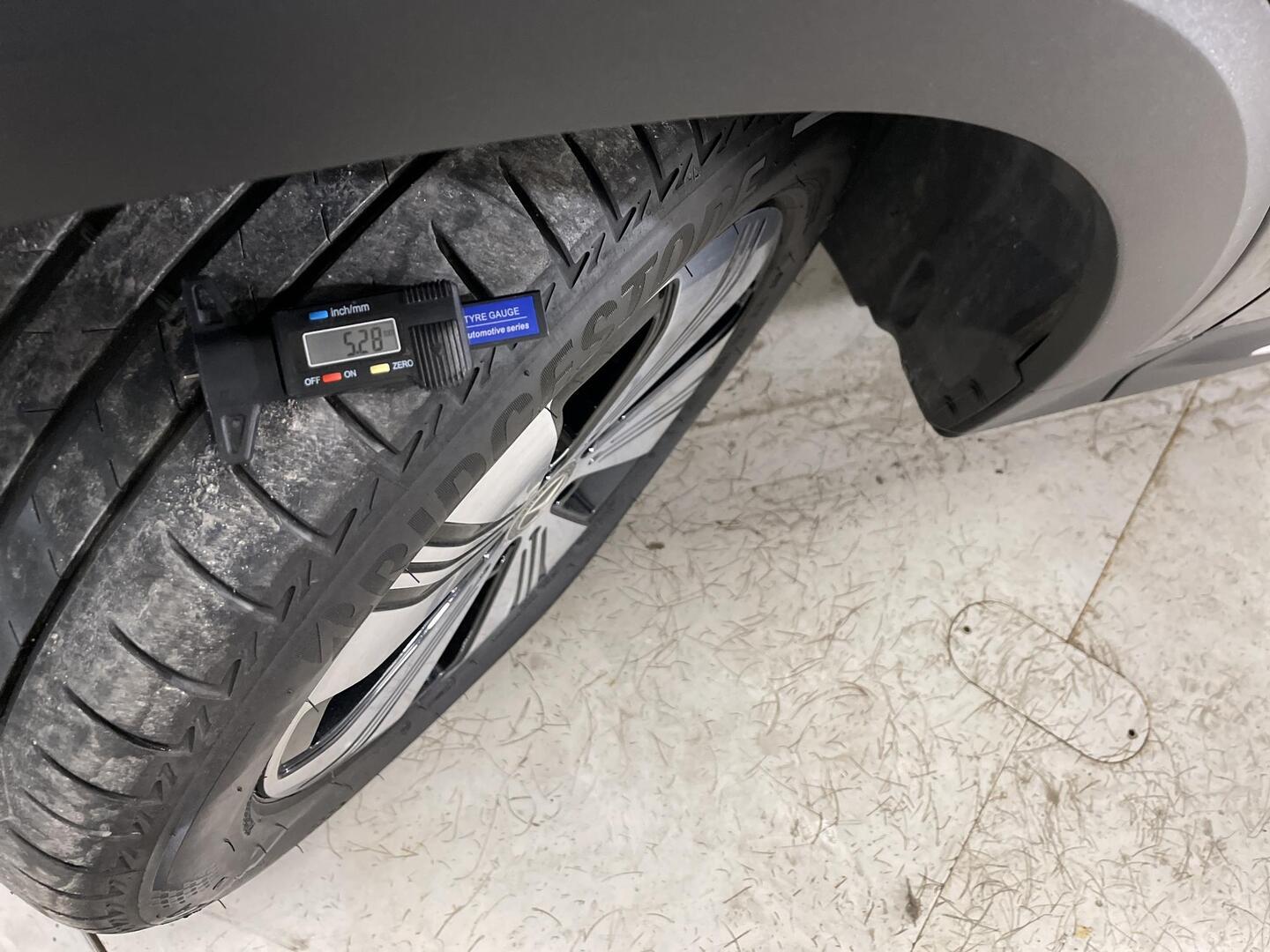 MERCEDES-BENZ EQB 2022