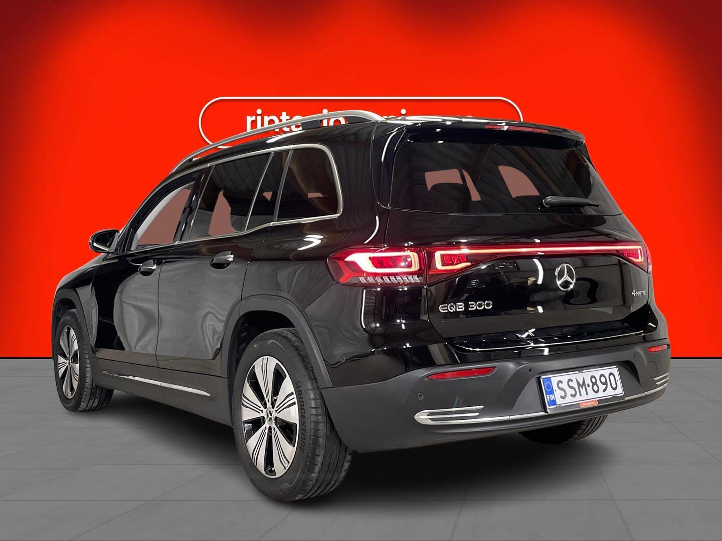 MERCEDES-BENZ EQB 2022