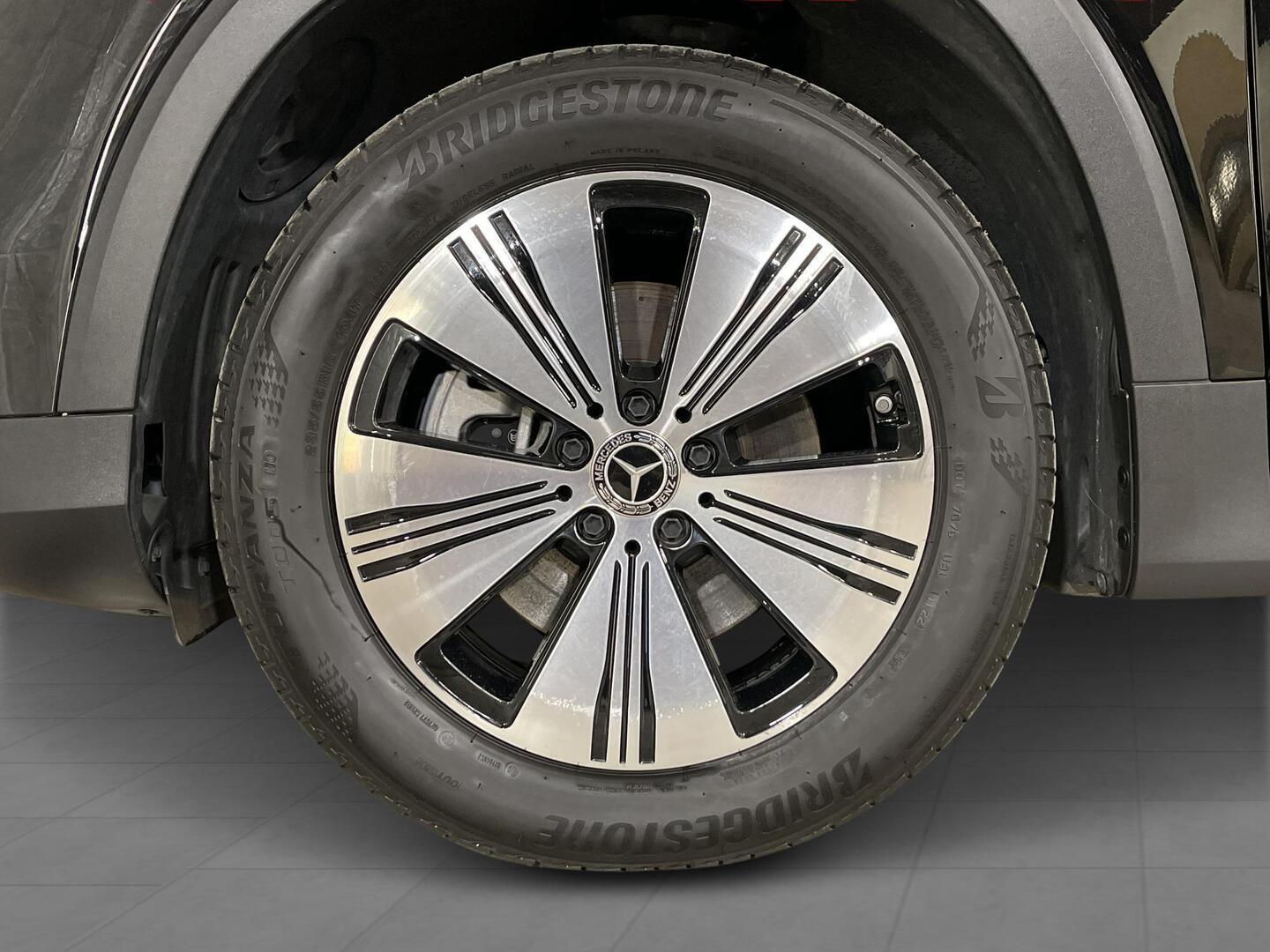 MERCEDES-BENZ EQB 2022