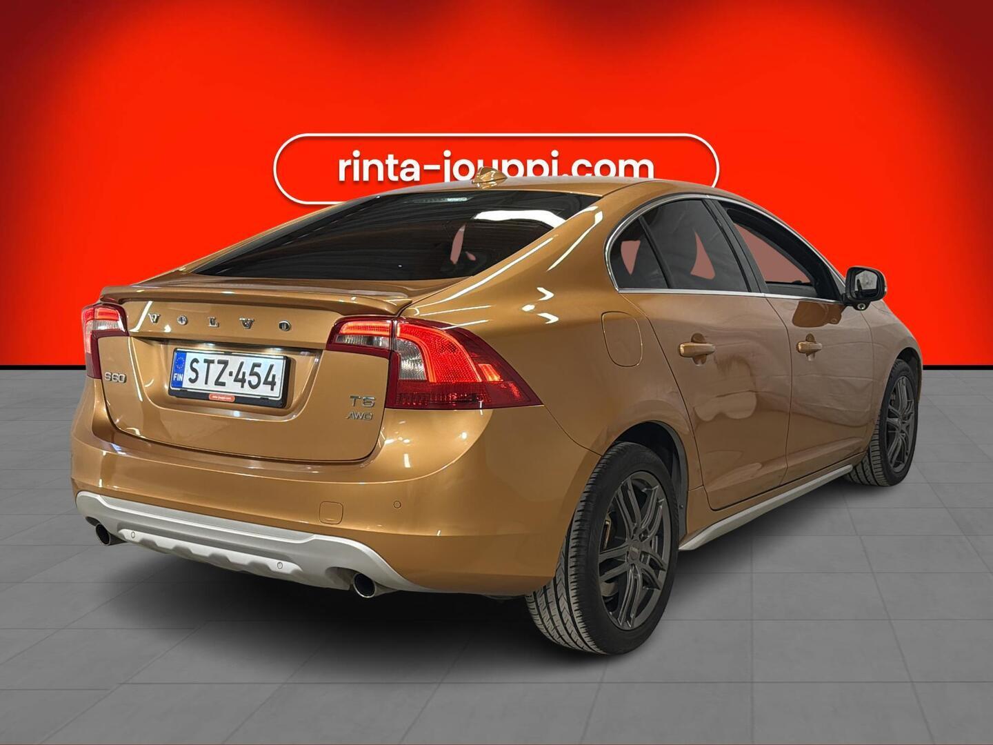 VOLVO S60 2010