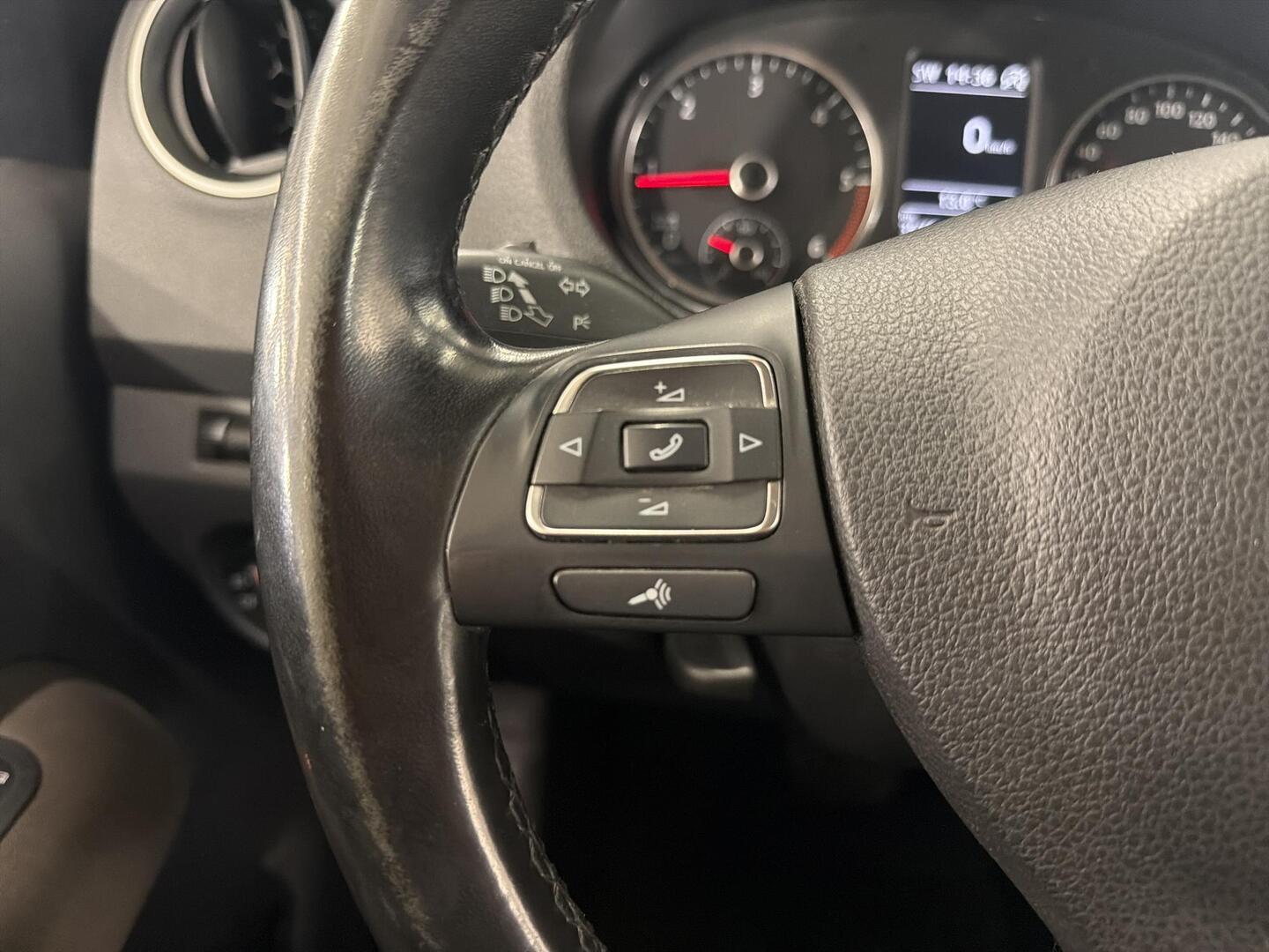 VOLKSWAGEN Amarok 2014