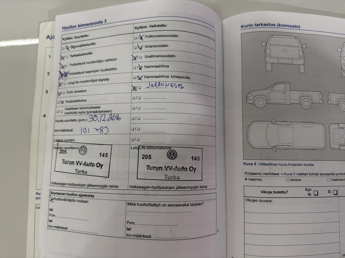 VOLKSWAGEN Amarok 2014