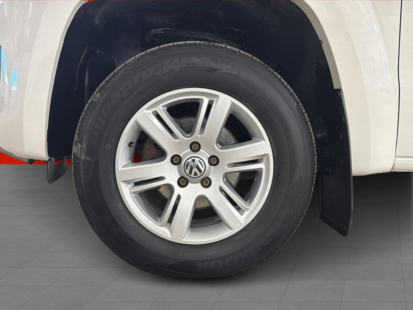 VOLKSWAGEN Amarok 2014