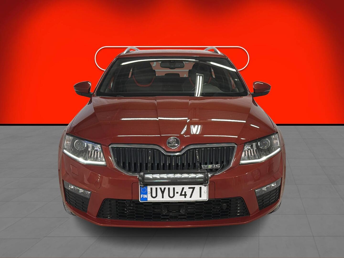 SKODA Octavia 2014