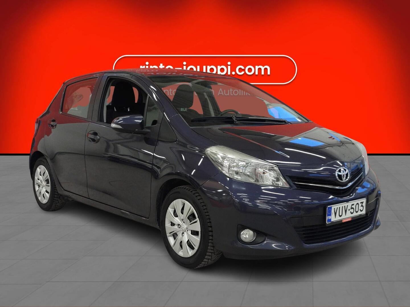 TOYOTA Yaris 2012