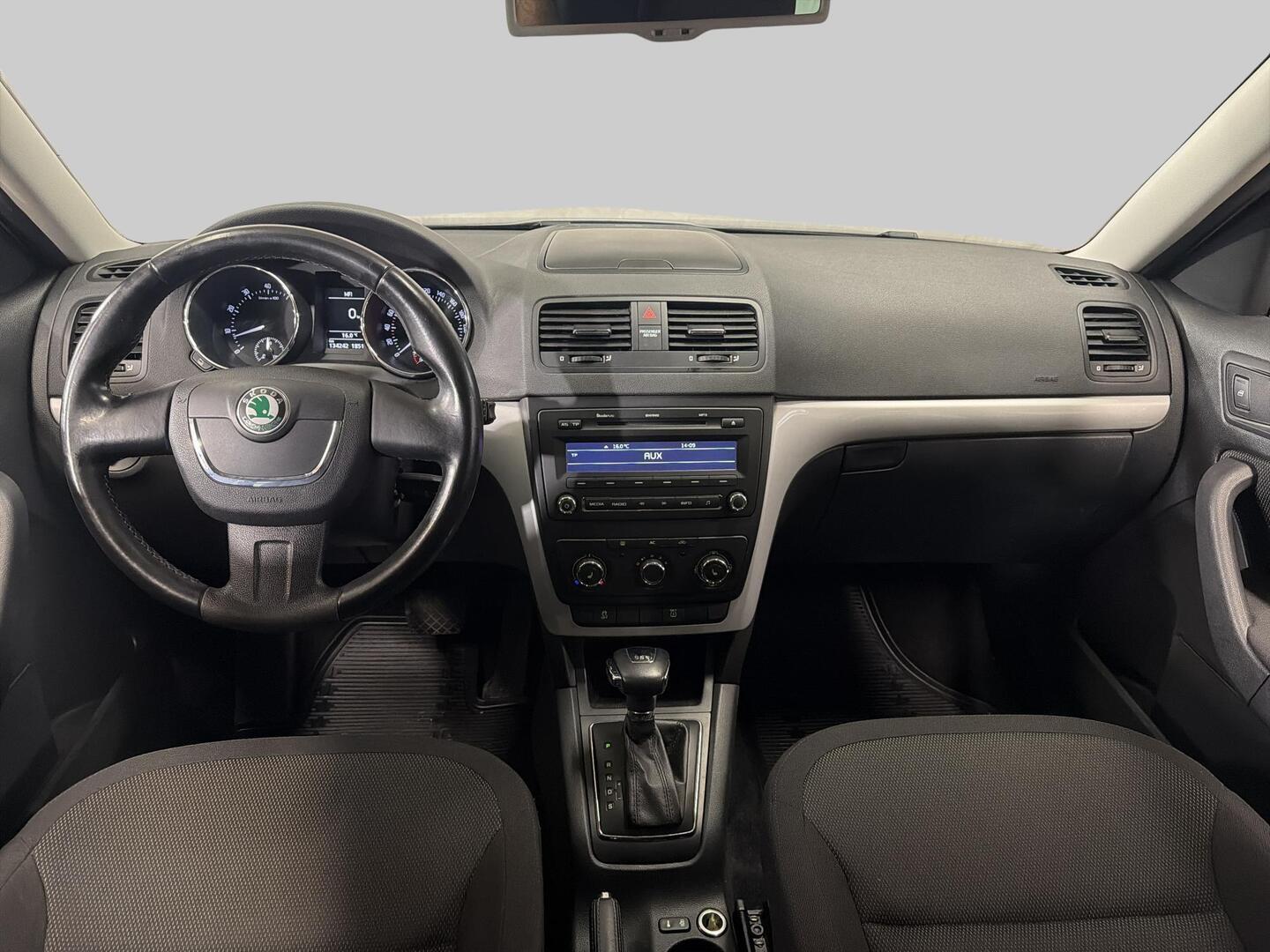 SKODA Yeti 2011