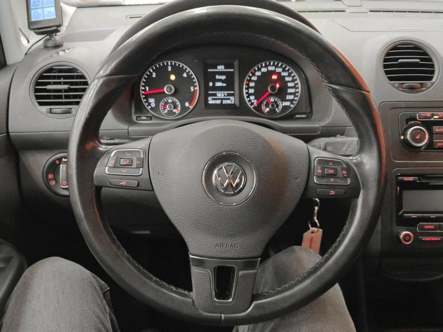 VOLKSWAGEN Caddy Maxi 2011