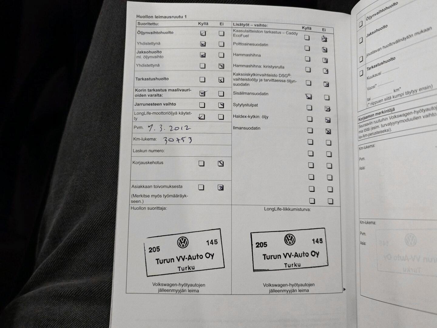 VOLKSWAGEN Caddy Maxi 2011