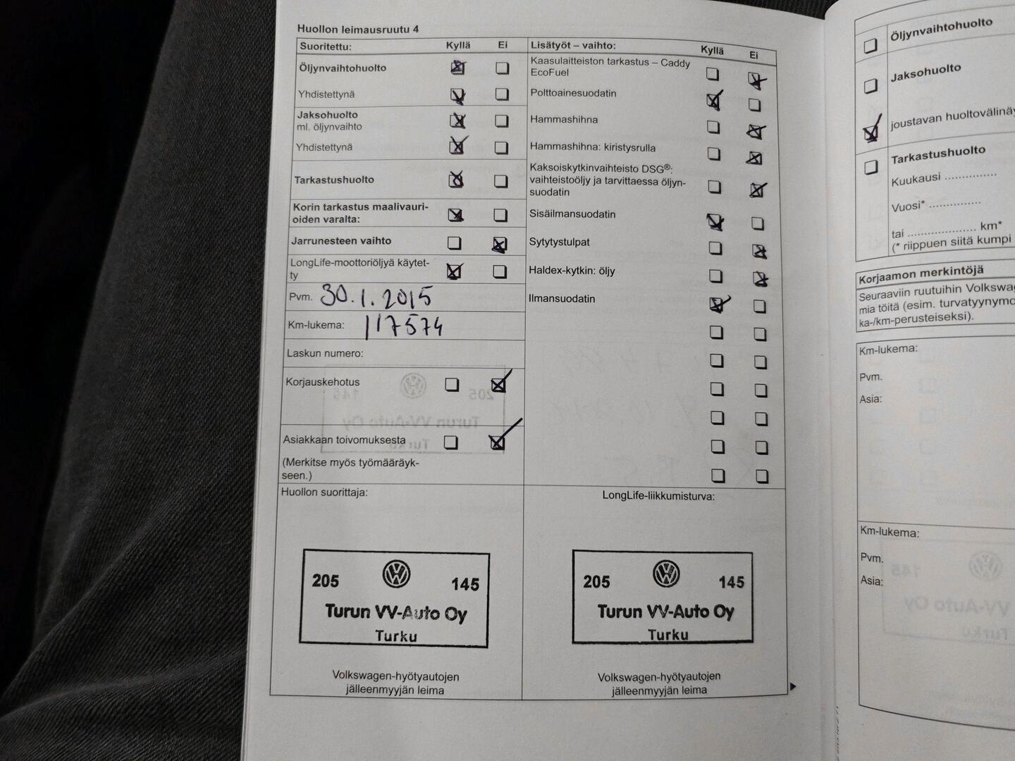 VOLKSWAGEN Caddy Maxi 2011