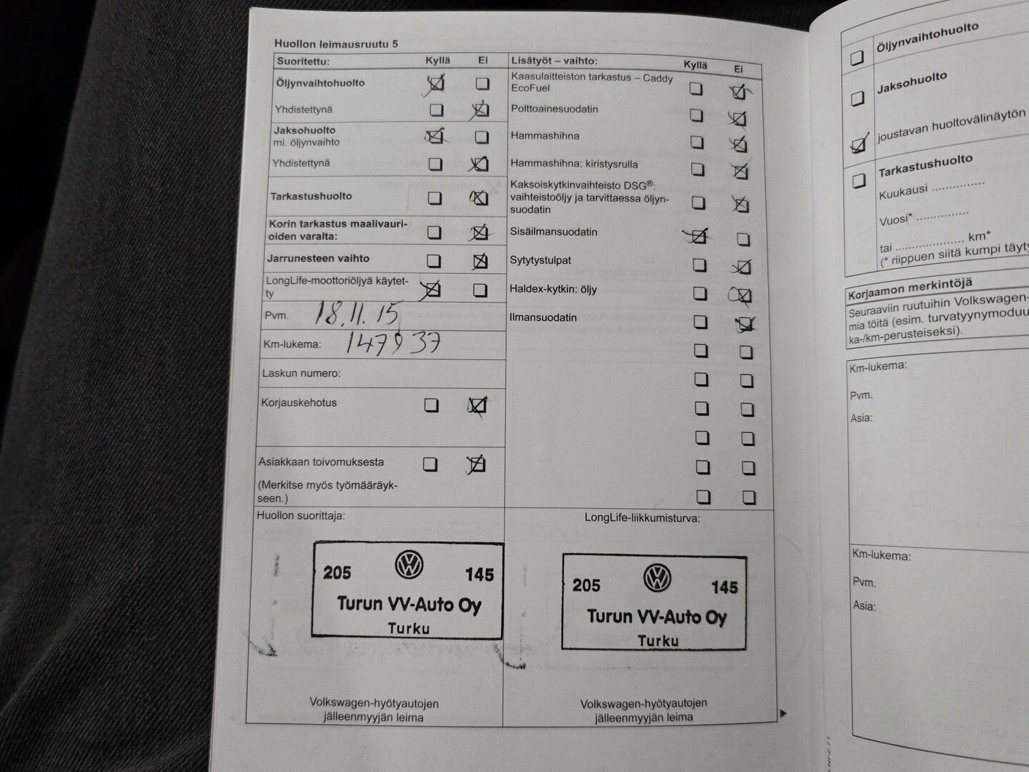 VOLKSWAGEN Caddy Maxi 2011