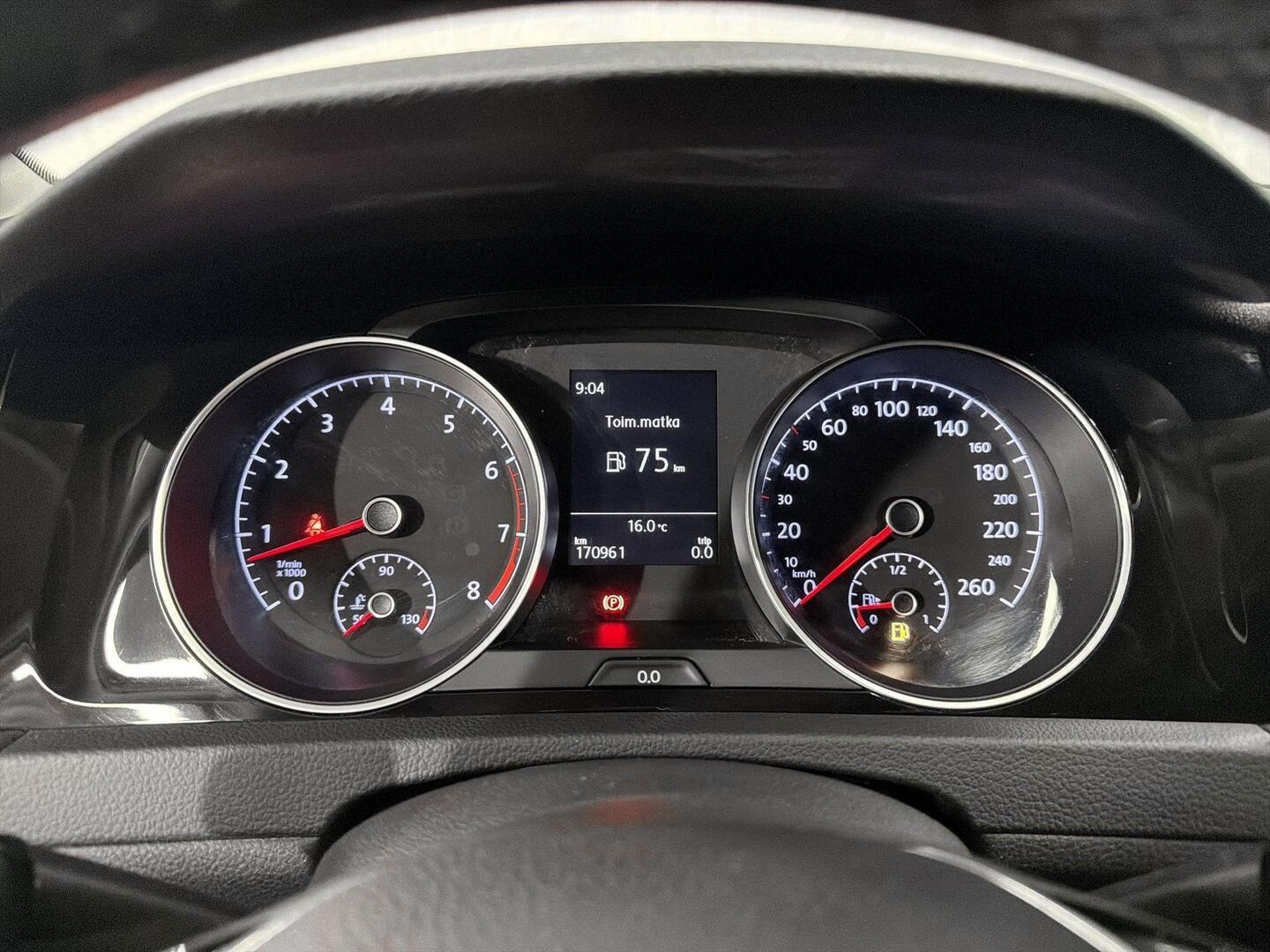 VOLKSWAGEN Golf 2016