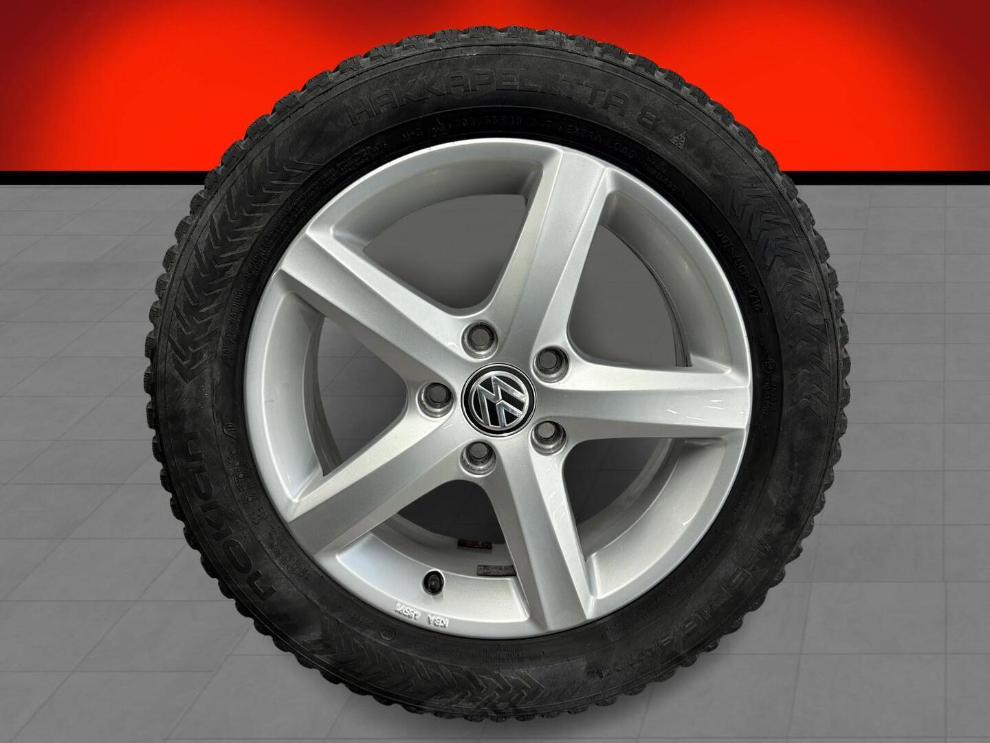VOLKSWAGEN Golf 2016