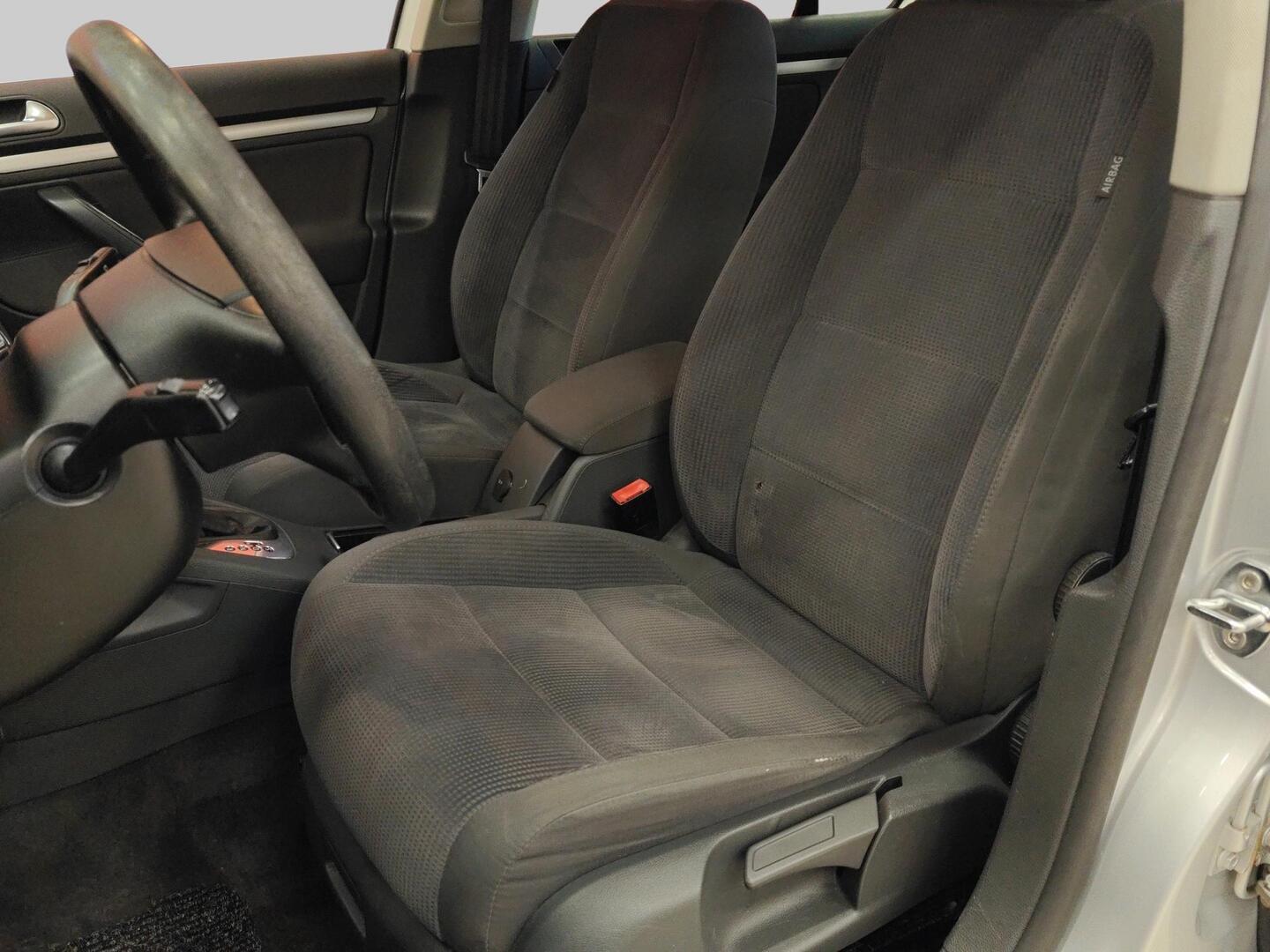 VOLKSWAGEN Jetta 2006