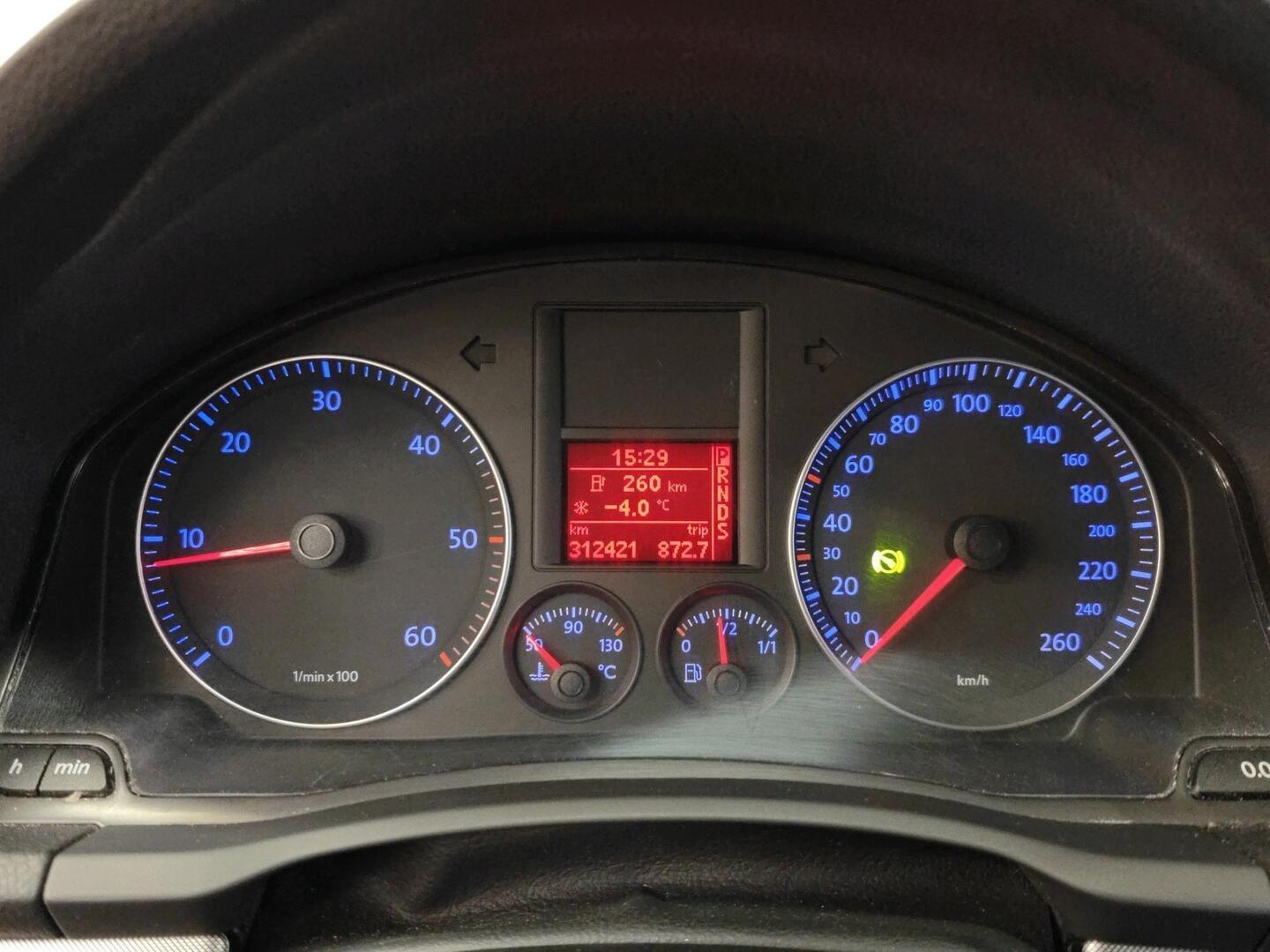 VOLKSWAGEN Jetta 2006