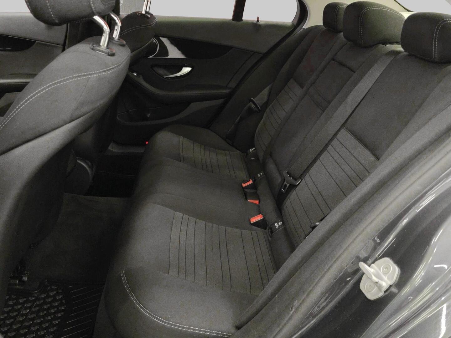 MERCEDES-BENZ C 2016