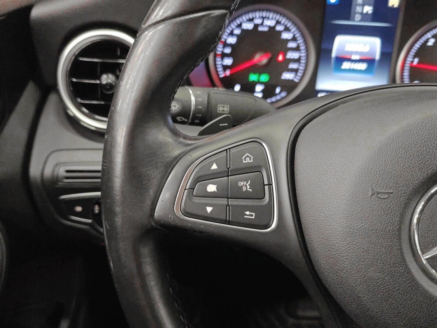 MERCEDES-BENZ C 2016