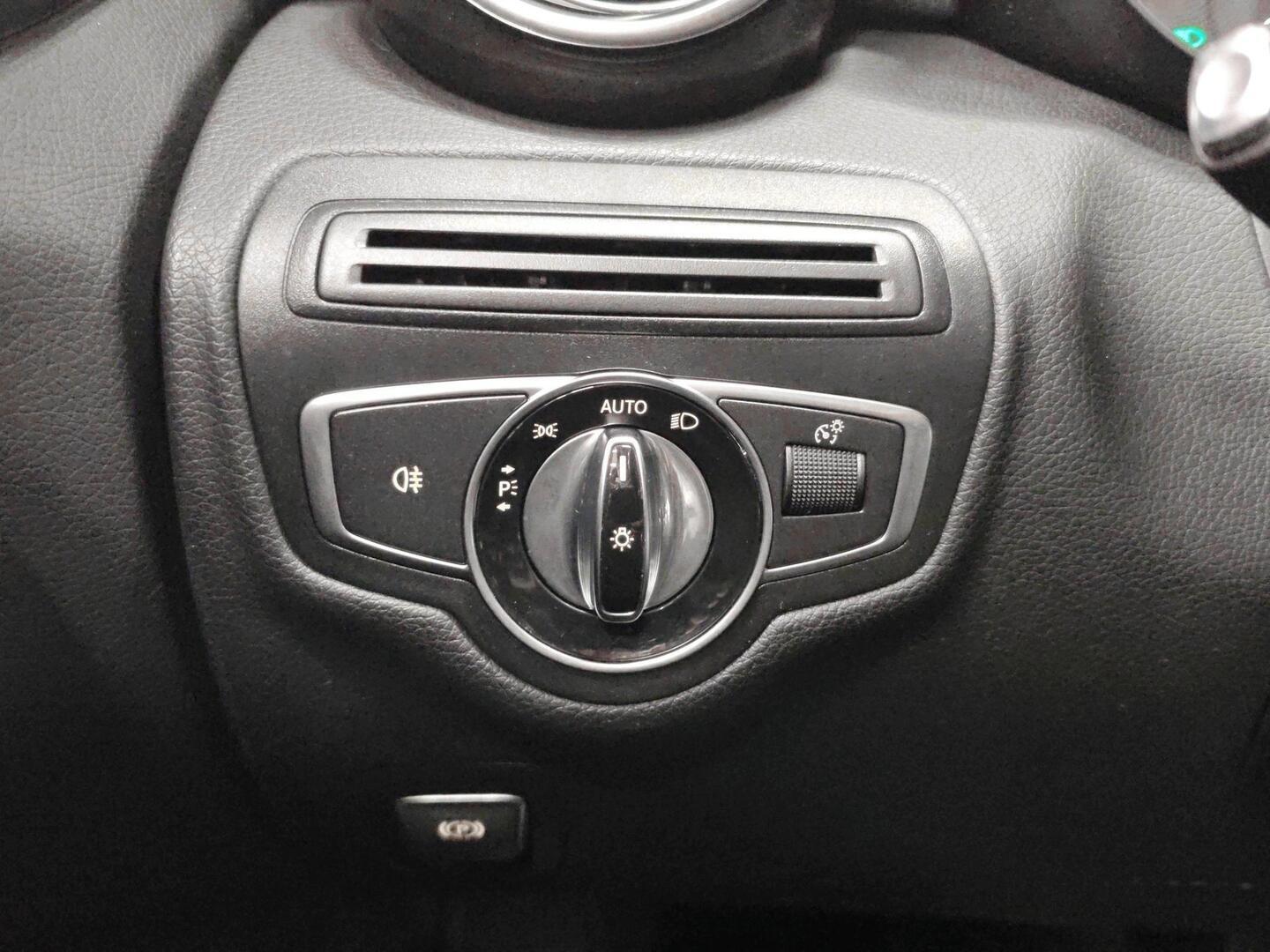 MERCEDES-BENZ C 2016