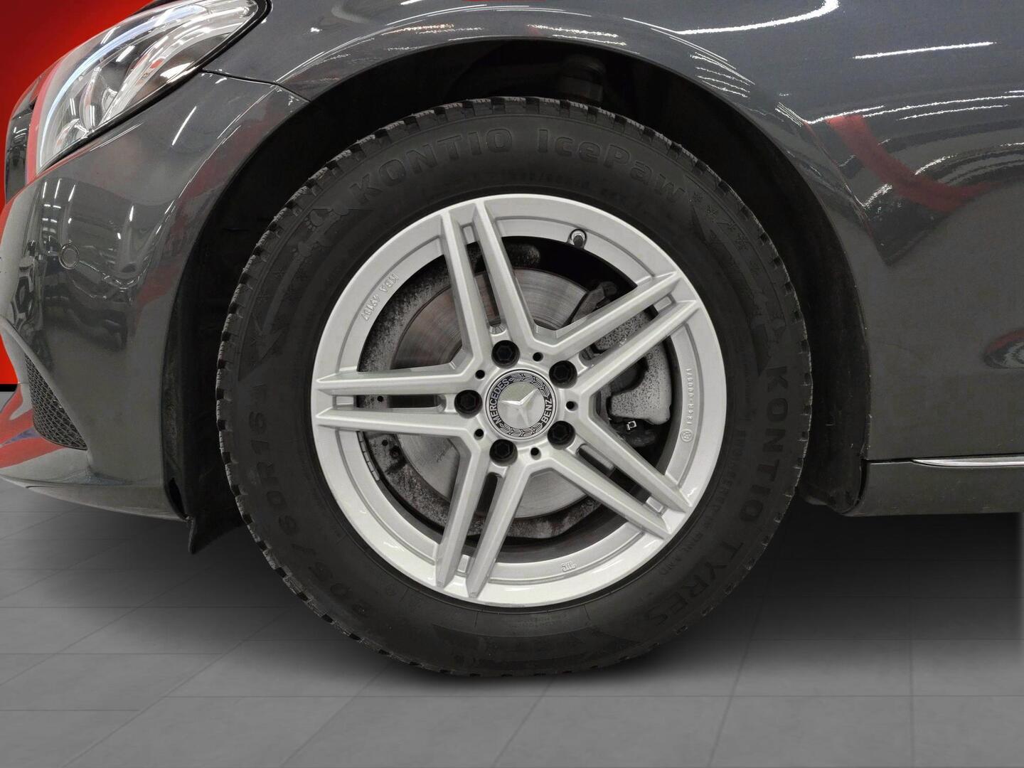 MERCEDES-BENZ C 2016