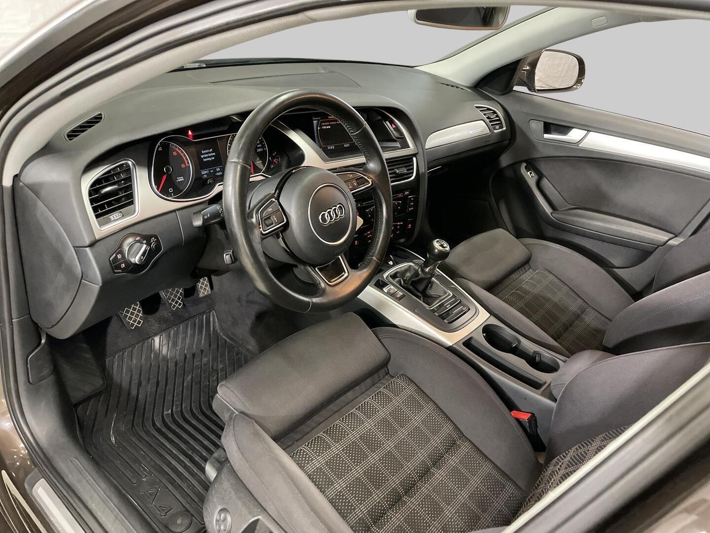 AUDI A4 2014