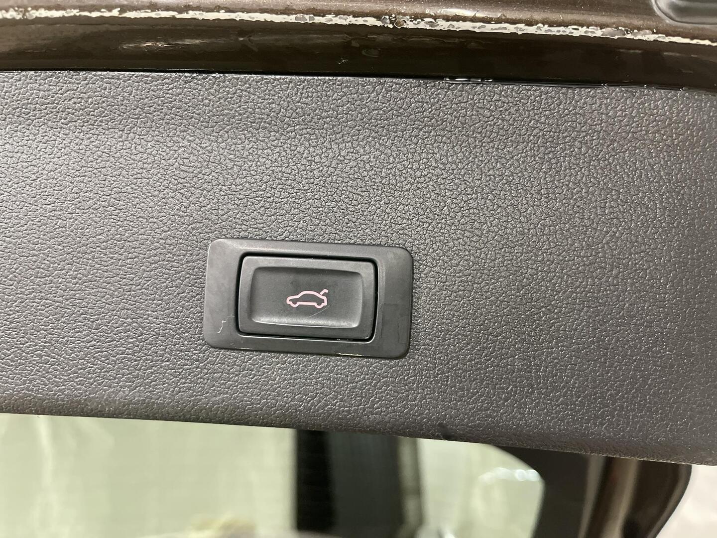 AUDI A4 2014