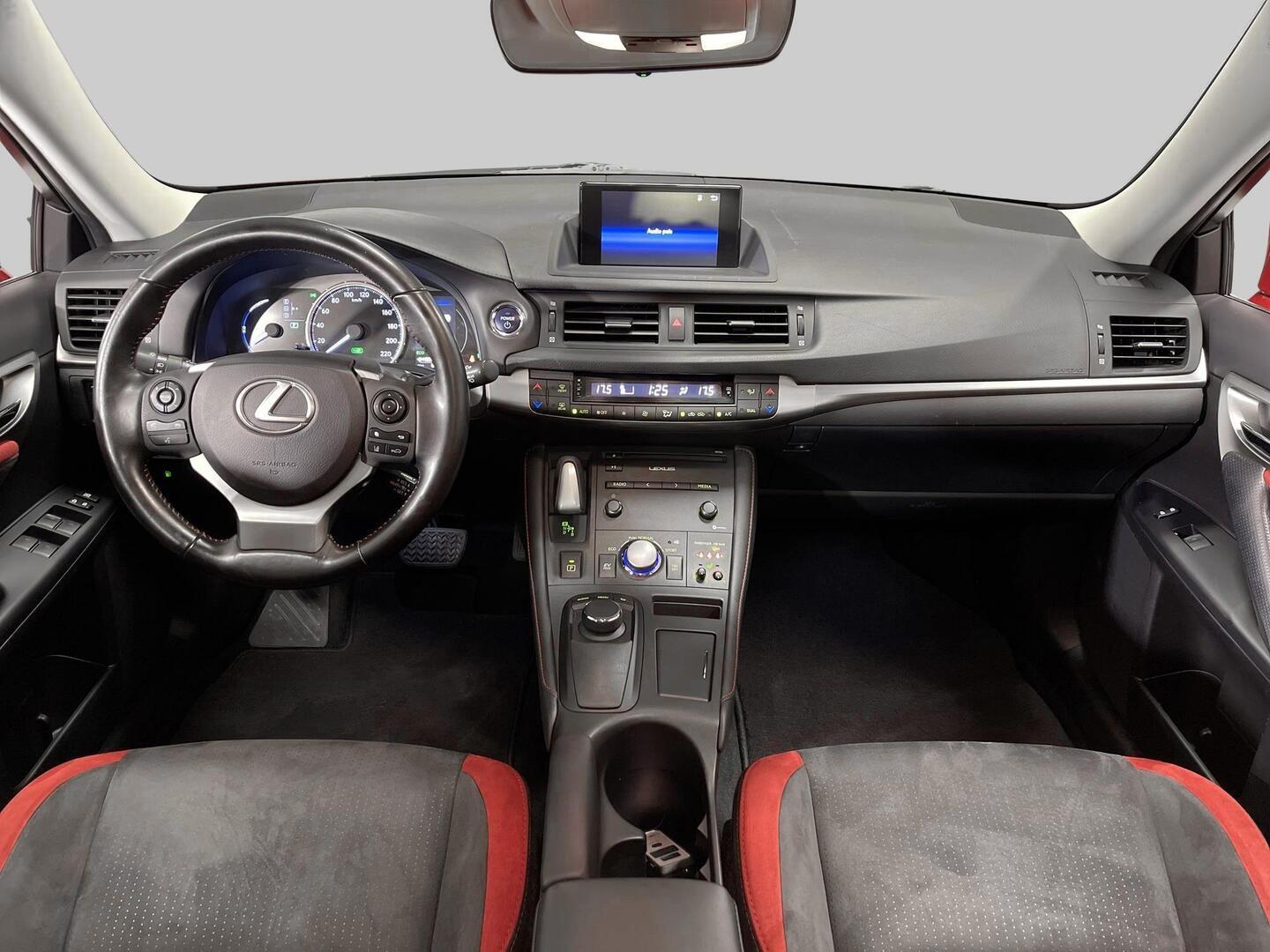 LEXUS CT 2018