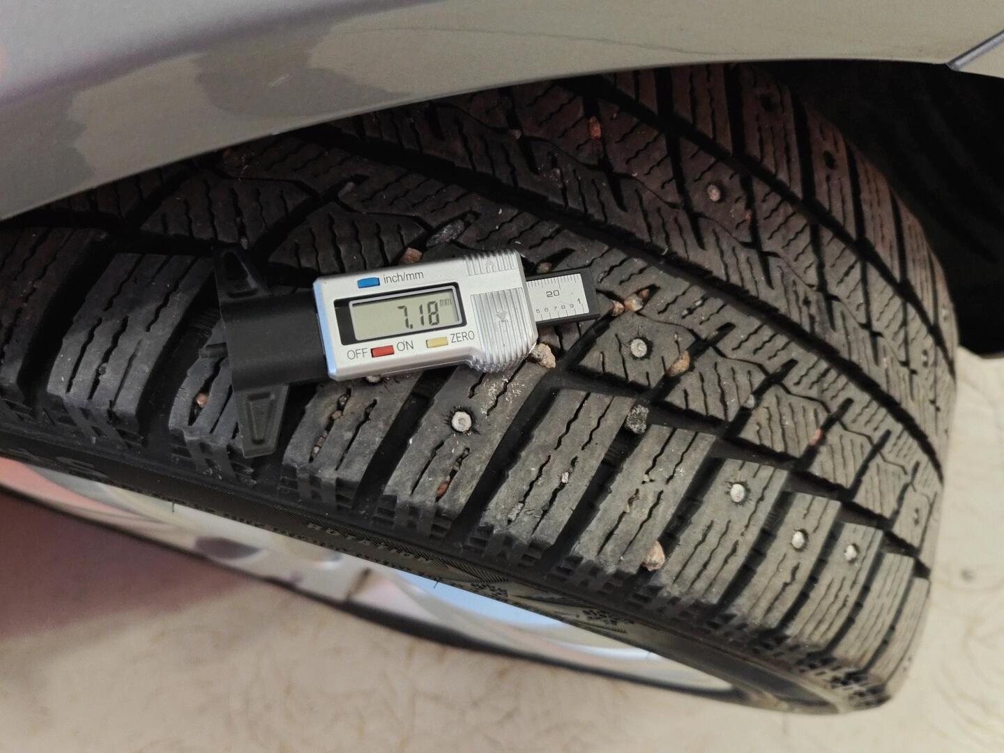 MERCEDES-BENZ C 2009