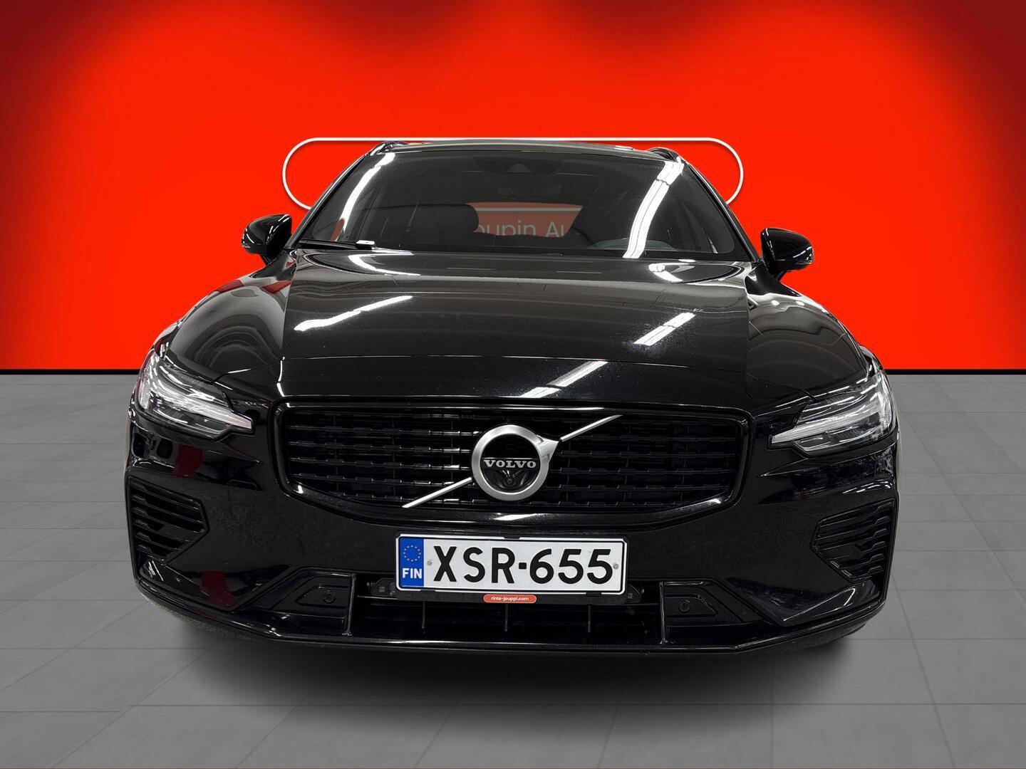 VOLVO V60 2020