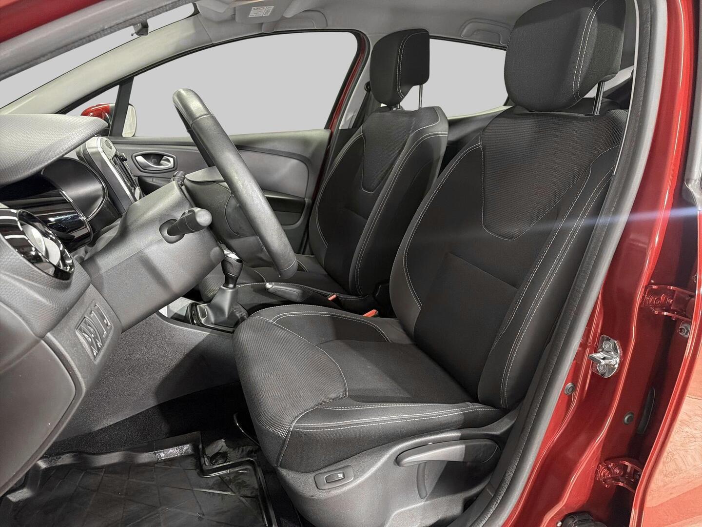 RENAULT Clio 2019