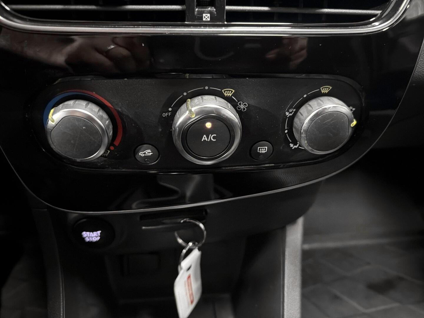 RENAULT Clio 2019