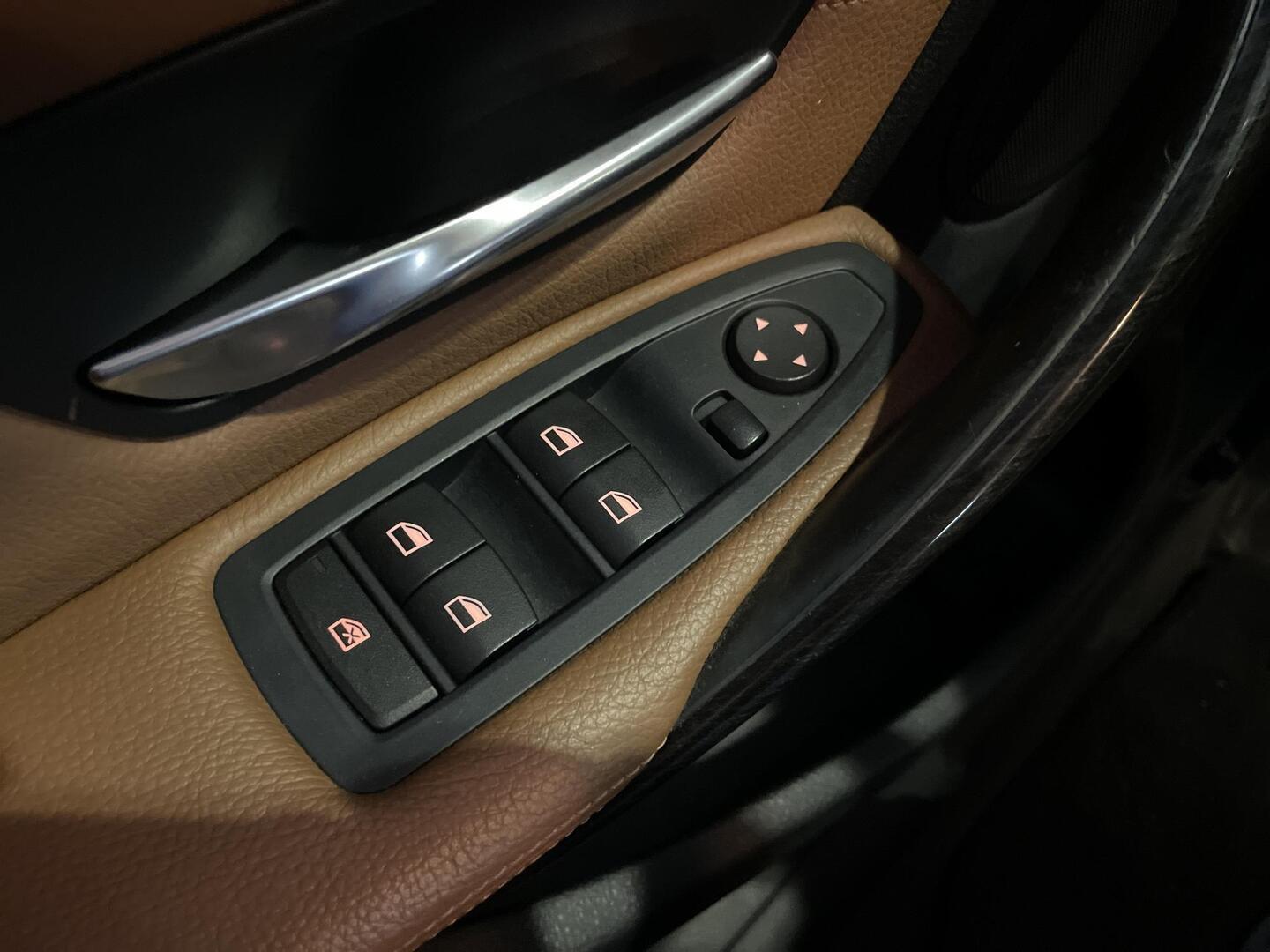 BMW 320 2015