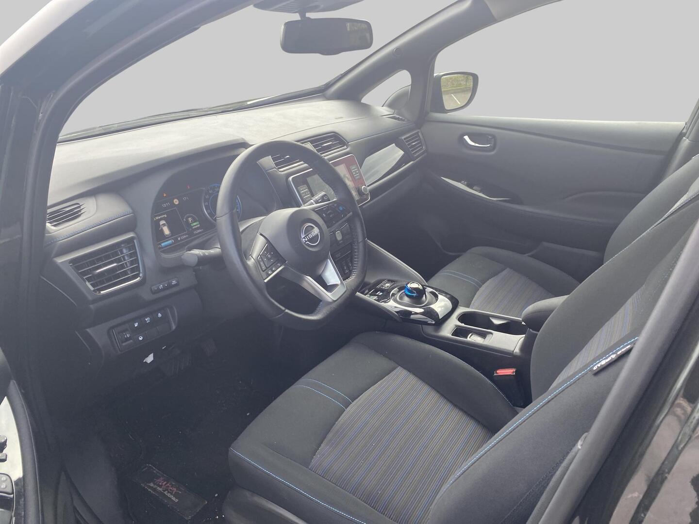 NISSAN Leaf 2022