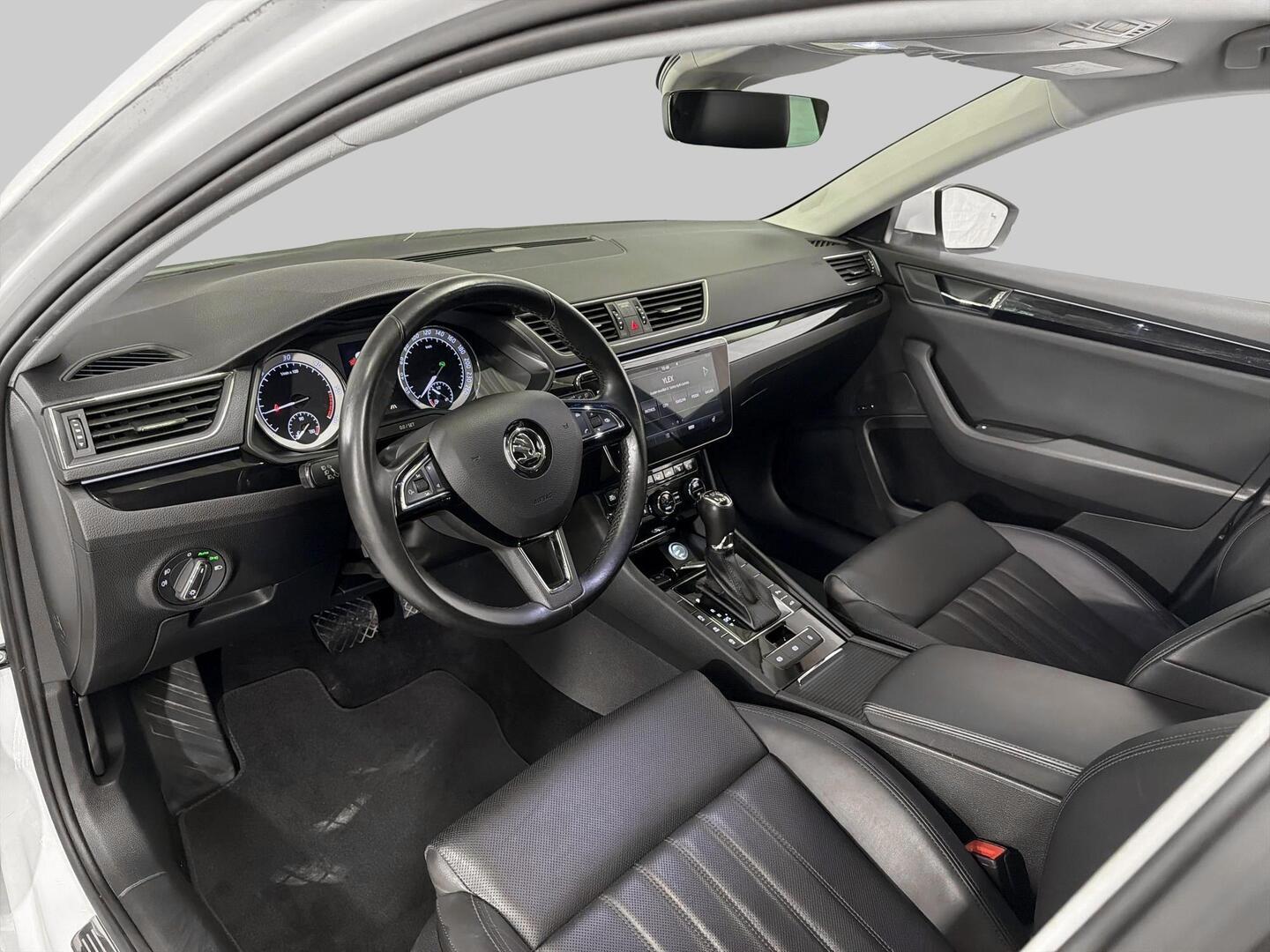 SKODA Superb 2018