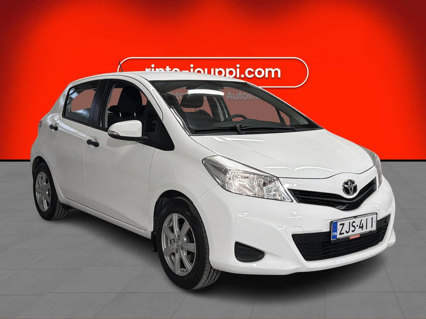 TOYOTA Yaris 2012