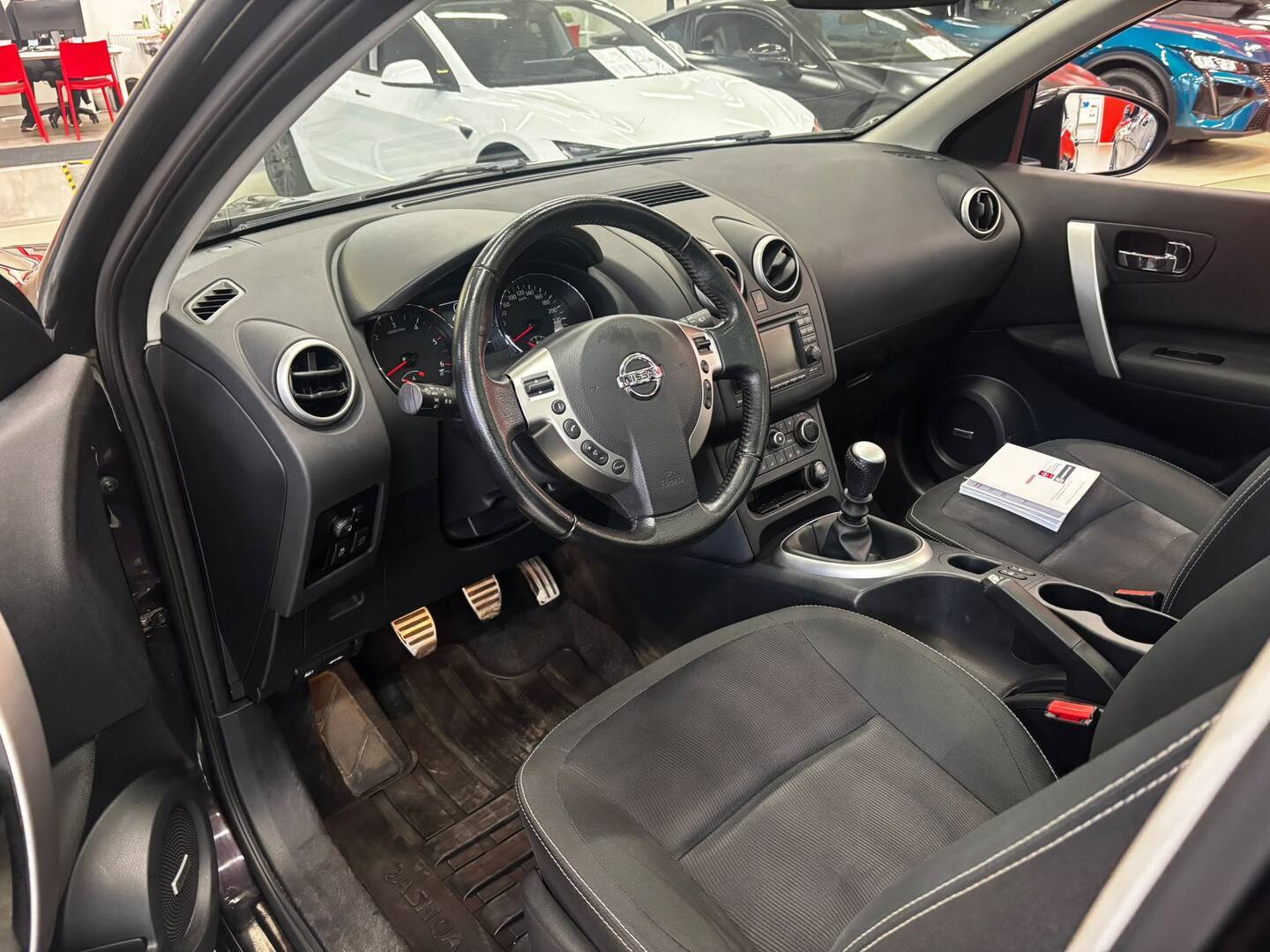 NISSAN Qashqai 2013