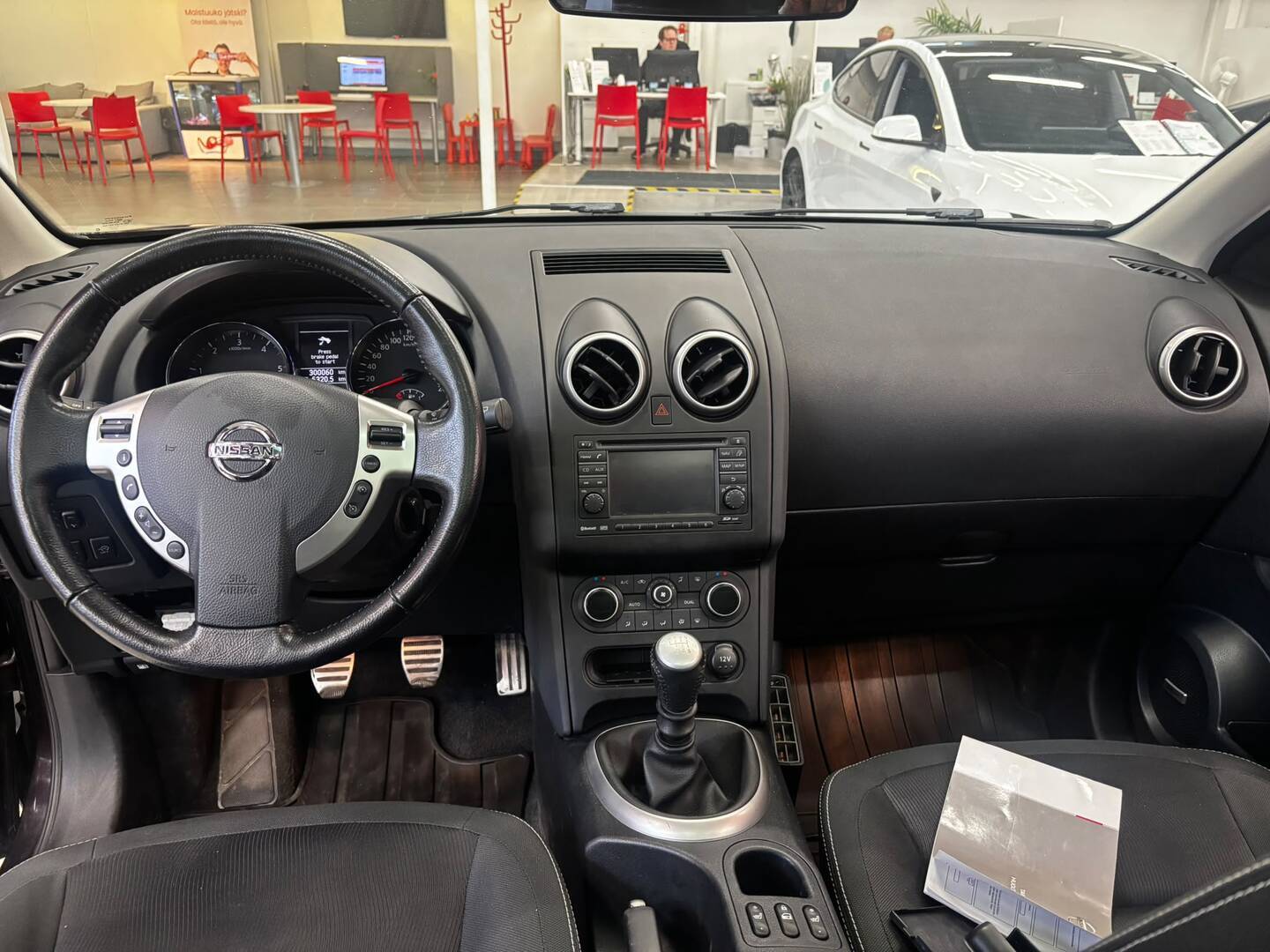 NISSAN Qashqai 2013